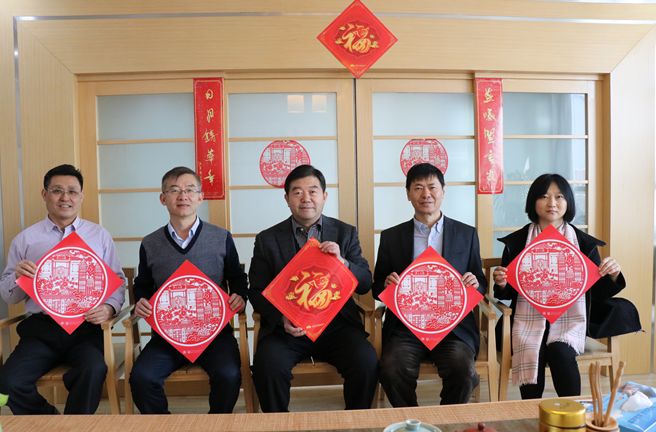 fdxyh@fudan.edu.cn